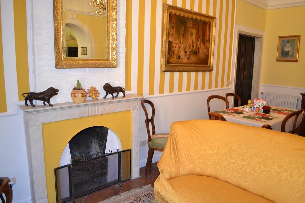 Corte Palazzo Picedi Benettini Sarzana Eksteriør billede