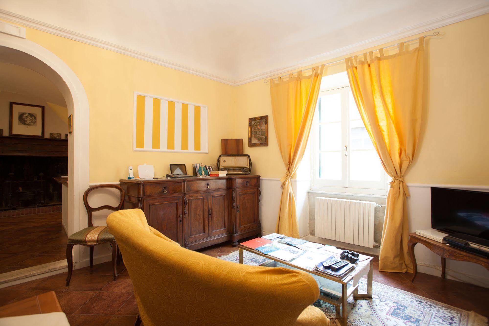 Corte Palazzo Picedi Benettini Sarzana Eksteriør billede