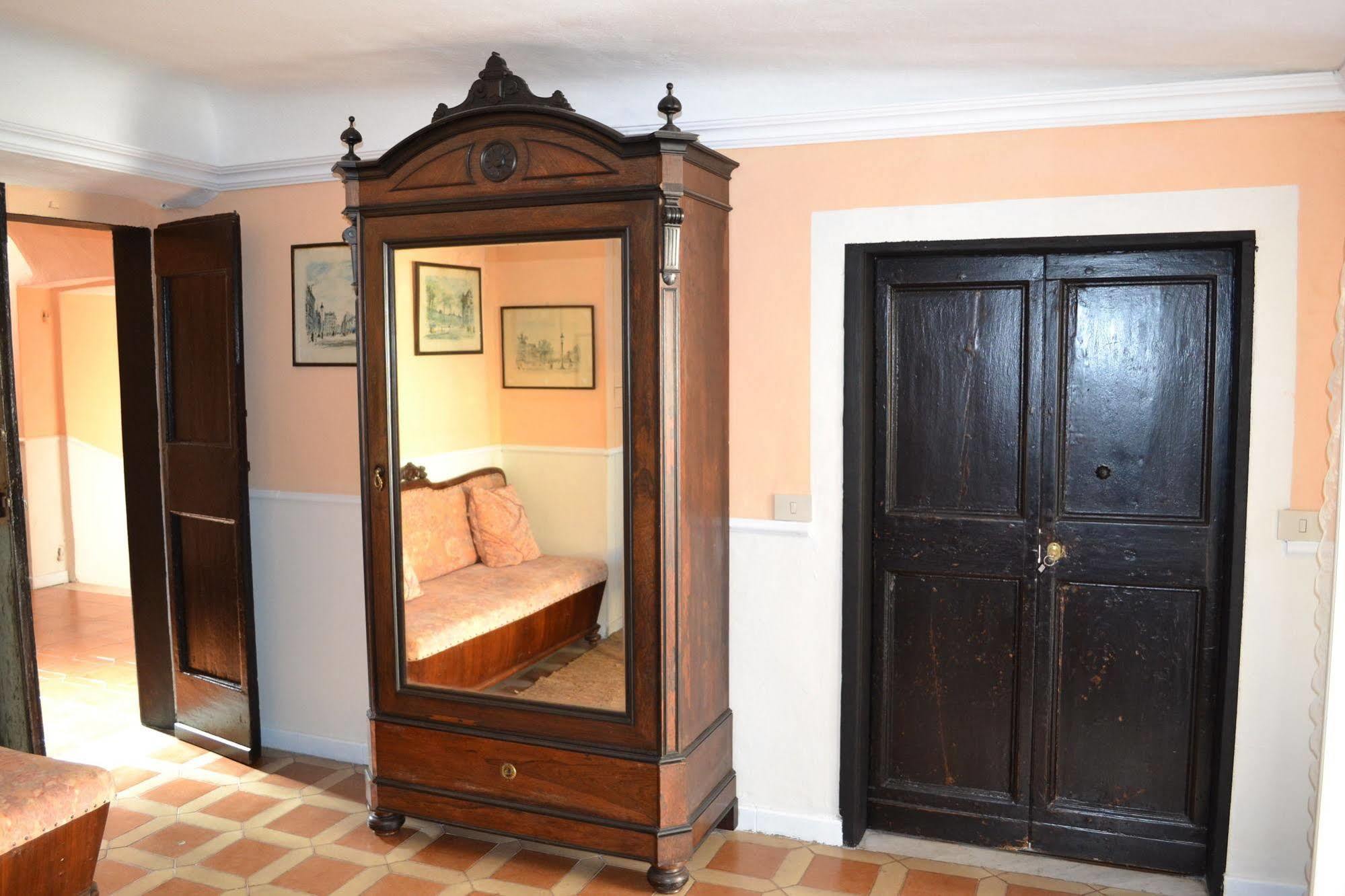 Corte Palazzo Picedi Benettini Sarzana Eksteriør billede